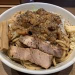 【京都ラーメン】中毒者続出の極太系まぜそば「キラメキノトリ京都久御山店」