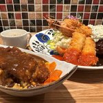 人気洋食メニュー全部盛り！TVで紹介されたピネライスも「キッチンゴン二条店」