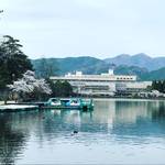 【2020京都桜情報】桜＆ツツジ開花のランニングコースも！比叡山も望む景勝地☆市民憩いの場「宝が池公園」