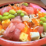 町の寿司屋で華やかな江戸前"バラちらし寿司"ランチ「満る市寿司（まるいちすし）」