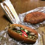 【京都パンめぐり】幻のレトロパン『ニューバード』健在！昭和臭漂う激渋店☆「ベーカリーオガワ」