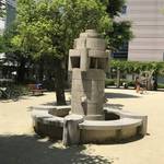 【京都建物めぐり】四条烏丸オフィス街の『ラジオ塔』遺構！都会のオアシス的存在「御射山公園」
