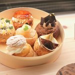 チャンピオンバリスタの次なる一手はシュークリーム専門店☆「amagami kyoto(アマガミ キョウト）」オープン！【四条烏丸】