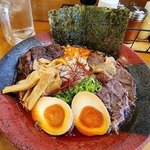 二毛作ラーメン店でうまい牛骨白湯ラーメン「いぶくろ食堂」【京都藤森 】