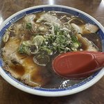京都 伏見の隠れた名店！町食堂の漆黒"中華そば"がうまい「かどや食堂」