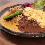 ”洋菓子×スパイスカレー”のハイブリッドカフェ「THE NICOLE」でランチ【堀川商店街】