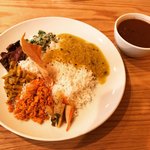 【京都ランチめぐり】身体整うスリランカカレー！国際食豊かな京大スグ「クルンドゥ」
