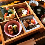 【京都ランチ】期間限定☆紅葉名所・東福寺非公開塔頭でいただく秋色弁当「栗棘庵」