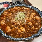【京都】嵐山に本格 "麻婆豆腐" 専門店が誕生！豚まんテイクアウトも「ブラザー豆腐」