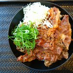 病みつきになる?! ワンコインの京都名物カルビ丼が人気♪「韓丼 枚方店」【テイクアウトOK】