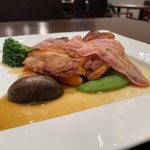 京都名店の技『ムッシュいとう』の総料理長直伝「チキンステーキ」の焼き方