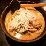 【閉店】極寒の冬こそ食べたい！酒処・伏見のご当地グルメ酒粕らーめん「玄屋」