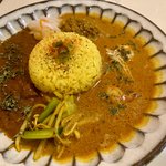【京都カレー】京都駅チカ！路地裏の魅惑のスパイスカレー『アジパイKYOTO』