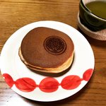 【新店】京都和菓子の名店で修業し西院に1月オープン☆家紋の店名「まるに抱き柏」