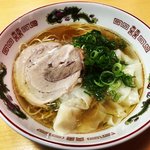【京都ラーメン】黄金スープの昔懐かしい中華そば！ワンタン必食「繁ちゃんラーメン」