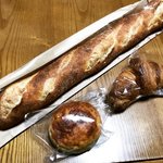 【京都パン】烏丸御池スグ☆もちもち焼カレーパン人気「ブーランジェリーモリモリ」
