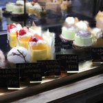 お酒とケーキとおつまみ☆新スタイルのスタンドバー「あしべ」オープン！【五条大宮】