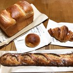 【京都パン】早々に完売する超人気の絶品パン！住宅街の小さな店舗「アンドブレッド」