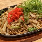 【京都焼きそば】食欲をそそる！香ばしいソースの香りがたまらない『焼きそば専門天』