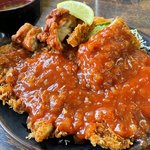 京都の元祖"ガツ盛り"食堂！コスパ抜群のジャンボチキンカツ「ハイライト食堂 御池店」