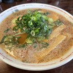 地元民が通う背脂醤油の京都ラーメン！エビめしも絶品「なるかみ」