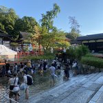 下鴨神社・京の夏の風物詩、足元ひんやり『みたらし祭り・足つけ神事』