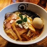 【京都ラーメン】四条河原町に移転オープン☆淡麗スープ煮干しそば絶品「麵処虵の目屋」