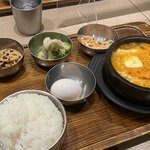 【京都ランチ】京都駅・手作り豆腐の"本格スンドゥブ" ランチ『チャンチ』
