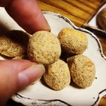 【京都和菓子】『マツコの知らない世界』で紹介された老舗☆黒豆きな粉あられ「鳴海屋」