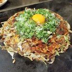 市場近くでお好み焼きランチ！人気焼肉店の系列店「おこ山」