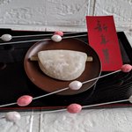 【京都和菓子】新年を祝い、長寿を願う花びら餅「老松」【北野エリア】