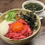 【京都ランチ】名物メニュー〝和牛ユッケ〟がランチに登場『ヤキニク甲 蛸薬師店』
