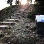 【京都ぶらり】海も見渡せる迫力スケール☆日本海側最大の前方後円墳「網野銚子山古墳」