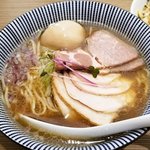 京都駅エリアで推薦の淡麗系ラーメンの新店「貝だし麺 きた田」