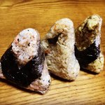 【京都おにぎり】行楽のお供⭐︎鴨川デルタ似のとんがり三角形「お米自慢おにぎり屋さん」