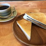 【京都カフェ】昭和レトロ臭喫茶の理想郷☆東京名店直伝のりトーストは必食「喫茶ウズラ」