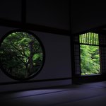 【拝観再開】改修工事が完了、新緑が美しい悟りの窓・迷いの窓が魅力「源光庵」