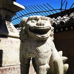 【京都珍百景】夏空に映える爆笑する狛犬☆茅の輪と御神輿と名水の社「下御霊神社」