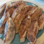 京都の有名店が手掛ける「餃子花伝」の冷凍餃子がとっても美味！【自宅で簡単本格中華】