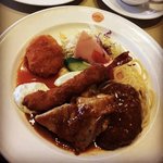 【京都ランチ】祗園四条大橋のランドマーク☆創業100年超の老舗洋食「レストラン菊水」