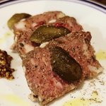 【京都焼鳥】駅前ビル地下の穴場炭火焼店！お一人女子にも人気☆ワインバル「グリルバード」