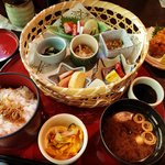 【京都ランチ】日本庭園やホテルある奥座敷『しょうざんリゾート』の鶏料理「わかどり」