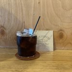 思わず長居したくなる、今出川駅近くのおしゃれカフェ『HIVE COFFEE』