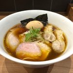 京都ラーメン界大注目の新店！ミシュラン掲載店出身の店主「らぁ麺や ふぢとら」【太秦】