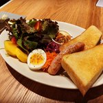 【京都モーニング】3月オープンの白川沿いカフェ☆自在に選べる朝食「スリーホースィズ」