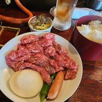 【京都焼肉】超良心価格の焼肉ランチ！昭和レトロただよう「昭和牛丸本店」