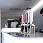未来のコーヒーシーンを先取り☆コーヒースタンド「2050 coffee 」オープン！【京都・新京極】