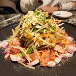 京都駅から徒歩圏内　お手軽価格で使いやすい韓国料理店！「元祖 ちぢみの王様」