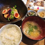 【京都新店】伏見桃山で充実の和食ランチ！豚角煮や煮込みハンバーグが揃う「お食事　たいよう」