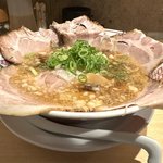 【京都ラーメン】〆や朝ラーに！背脂ちゃっちゃの伝統京都ラーメン「麺や轍 木屋町店」